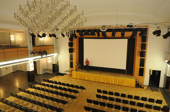 Leinwand für Event Veranstaltung Kongress Fussball