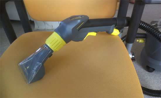 Polsterdüse zum Reinigen von Autositzen, Stühlen, Sofas und anderen Sitzgelegenheiten